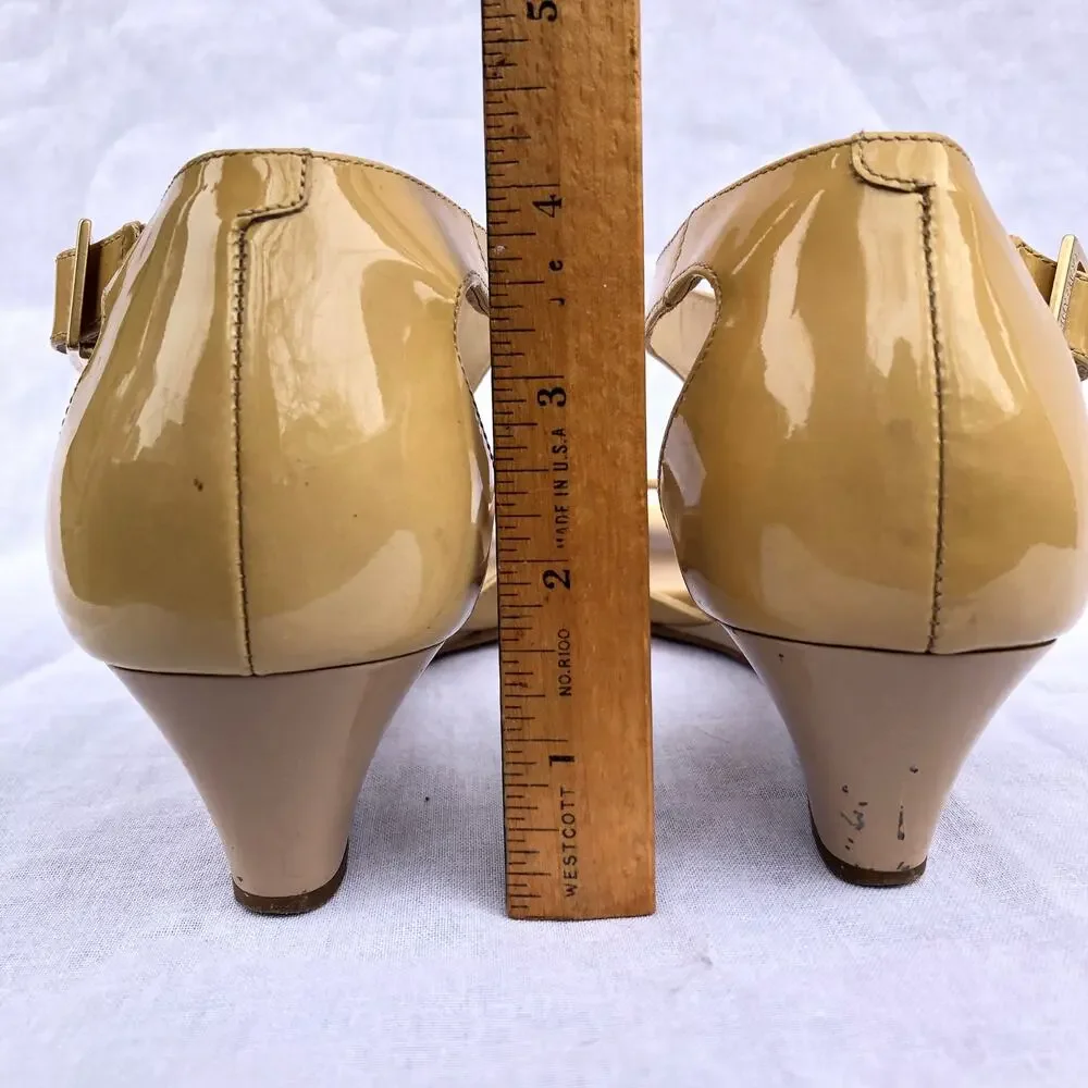 Jimmy Choo Shoes Tan Patent Leather T Strap Wedge Sandal Made in Italy Flawed 39